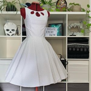 Last chance Keyhole neckline fit and flair dress